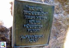 Hinweisschild auf dem Monte Troodelöh im Königsforst