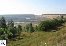 Blick in die Mulde des Braunkohletagebaus Garzweiler