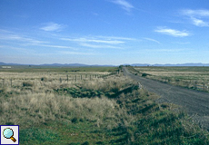 Straße durch die Llanos de Belén