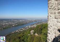 Aussicht von der Burgruine auf dem Drachenfels in nordwestlicher Richtung