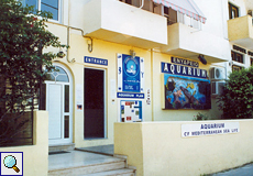 Eingang des Aquariums in Liménas Chersonísou