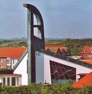 Die katholische Kirche auf Langeoog, Foto © Walter Gladischefski