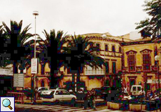 Ciutadella, Placa d'Alfons III