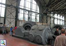 In der Maschinenhalle der Zeche Zollern, Schacht II/IV