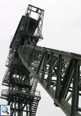 Fördergerüst von unten betrachtet, Zeche Zollern, Schacht II/IV