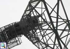 Ungewöhnlicher Blick auf das Fördergerüst der Zeche Zollern, Schacht II/IV