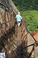 Steiler Abstieg vom Sigiriya-Felsen