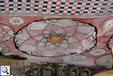 Mandala an einer Höhlendecke in Dambulla