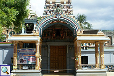 Eingang eines Hindutempels