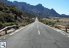 Straße südlich der Llano de Ucanca