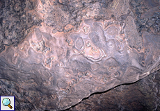 Vulkanisches Gestein mit interessant geformter Oberfläche