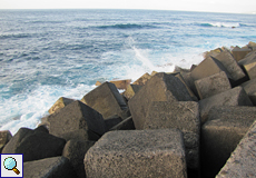 Wellenbrecher in Puerto de la Cruz